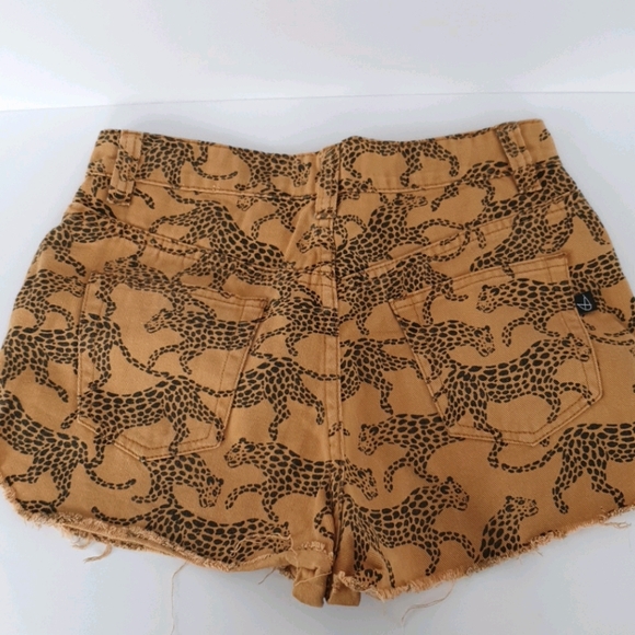 MINKPINK High Waisted Shorts - Picture 2 of 4